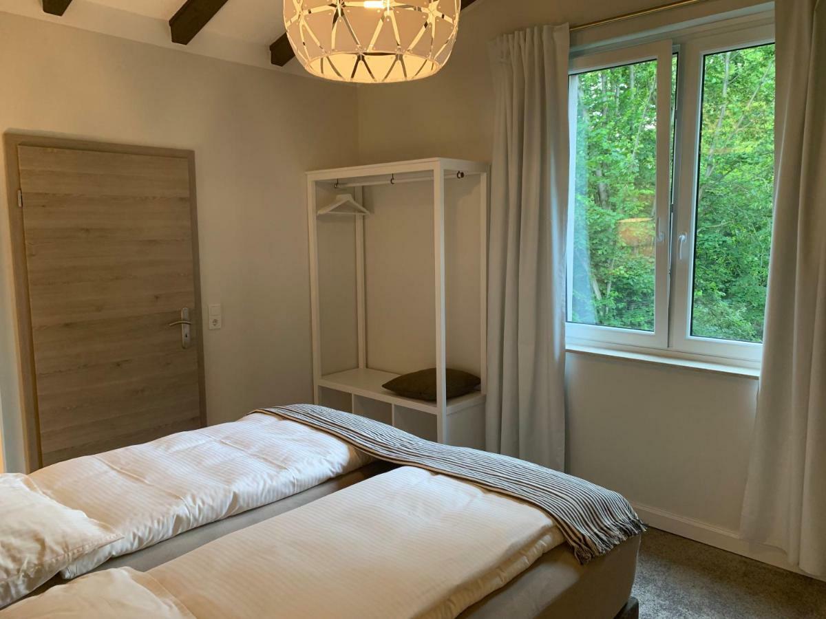 Besotel Erkrath- Schicke Fewo Oder Apartments Zentral Naehe Bahnhof Und Autobahn Im Neandertal Mit Glasfaser Wlan Und Freies Parken Ngoại thất bức ảnh
